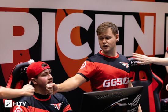 T1战队在曼谷大师赛中荣耀夺冠并打造电竞会客厅